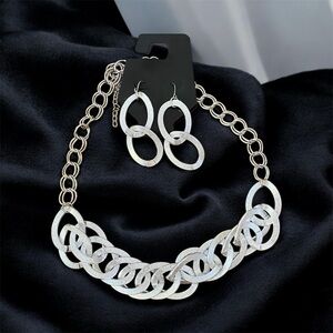 Textured Silver Chain Link Necklace and Earrings Set